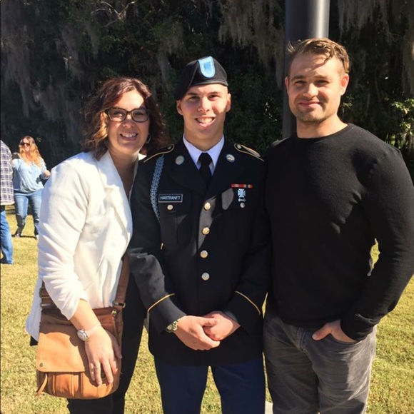 Meet your Posher, Jen - Picture 3 of 3